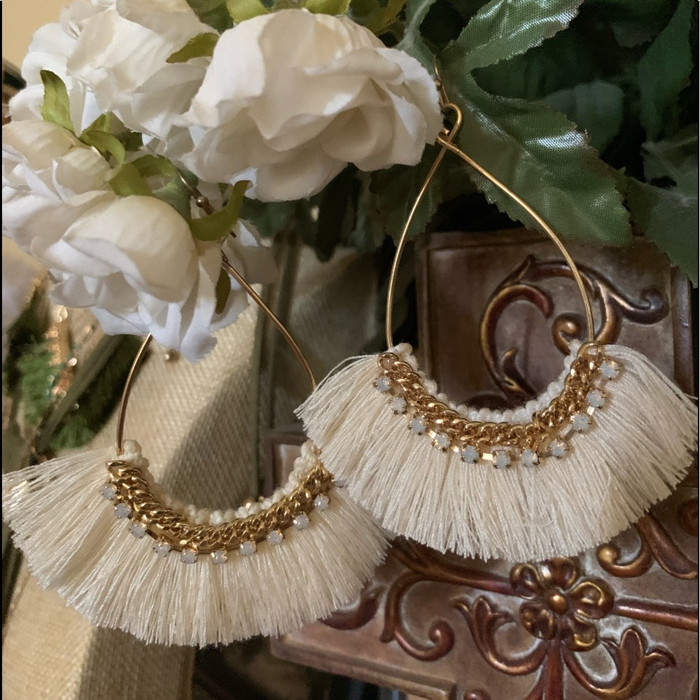 Fringe (neutral) dangle earrings